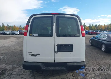2010 Chevrolet Express 2500 Work Van из США, поврежденный, VIN 1GCZGFBA4A1158803